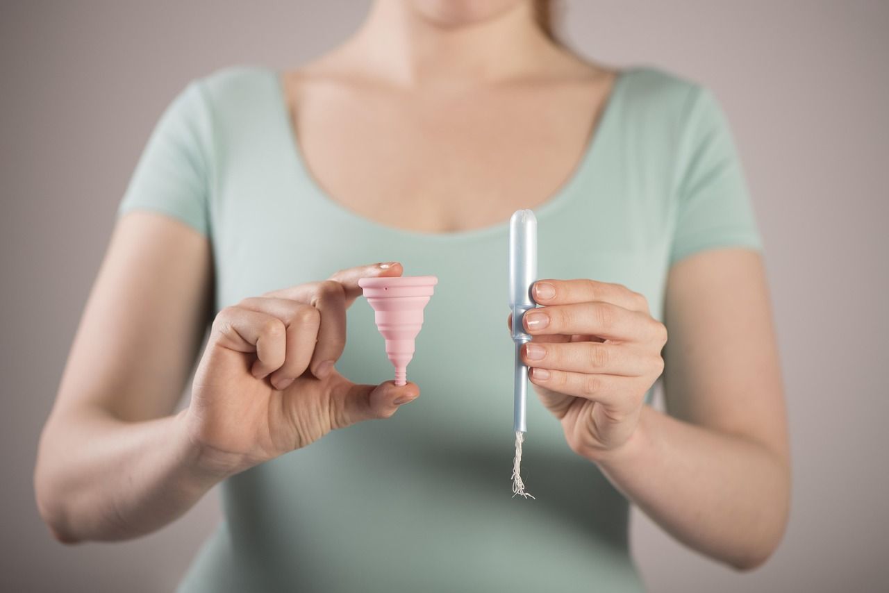 Bezpieczne i komfortowe cykle menstruacyjne - jak dobrać odpowiednie produkty?